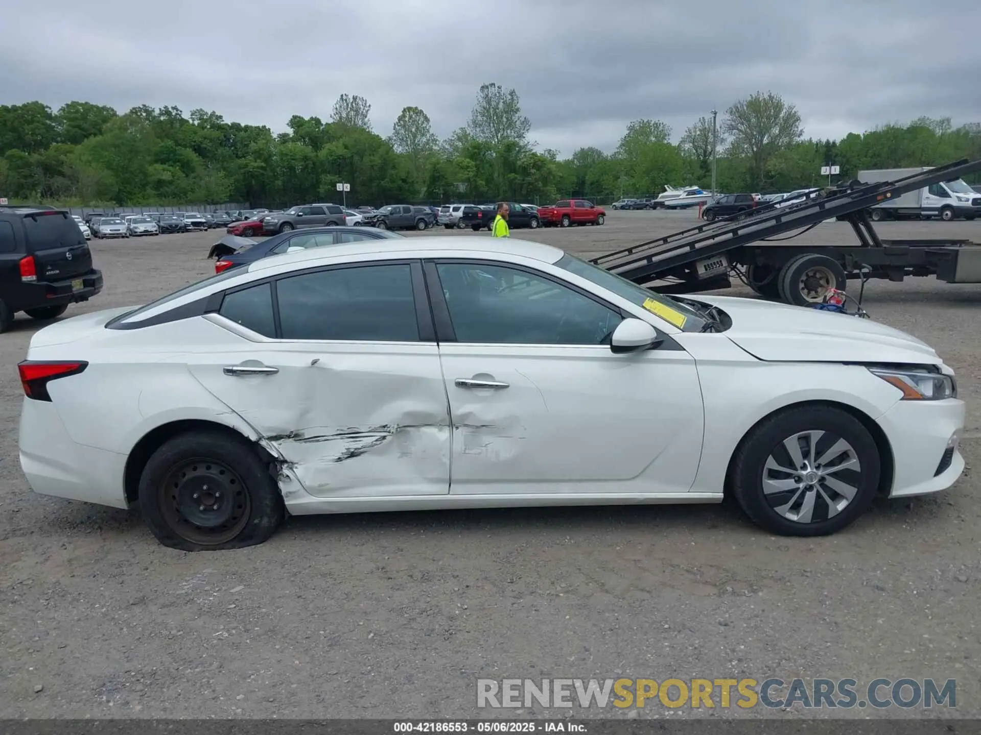 14 Фотография поврежденного автомобиля 1N4BL4BV7KC204852 NISSAN ALTIMA 2019