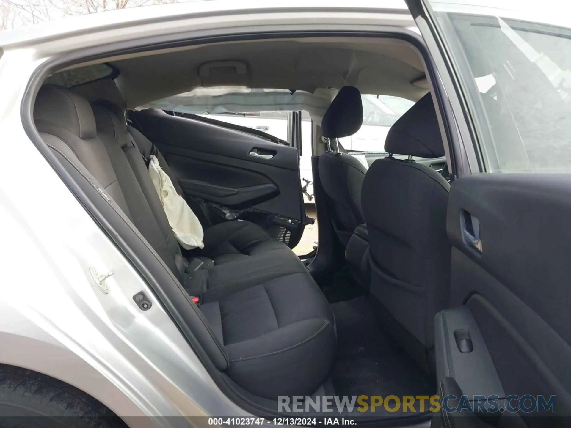 8 Фотография поврежденного автомобиля 1N4BL4BV7KC228780 NISSAN ALTIMA 2019