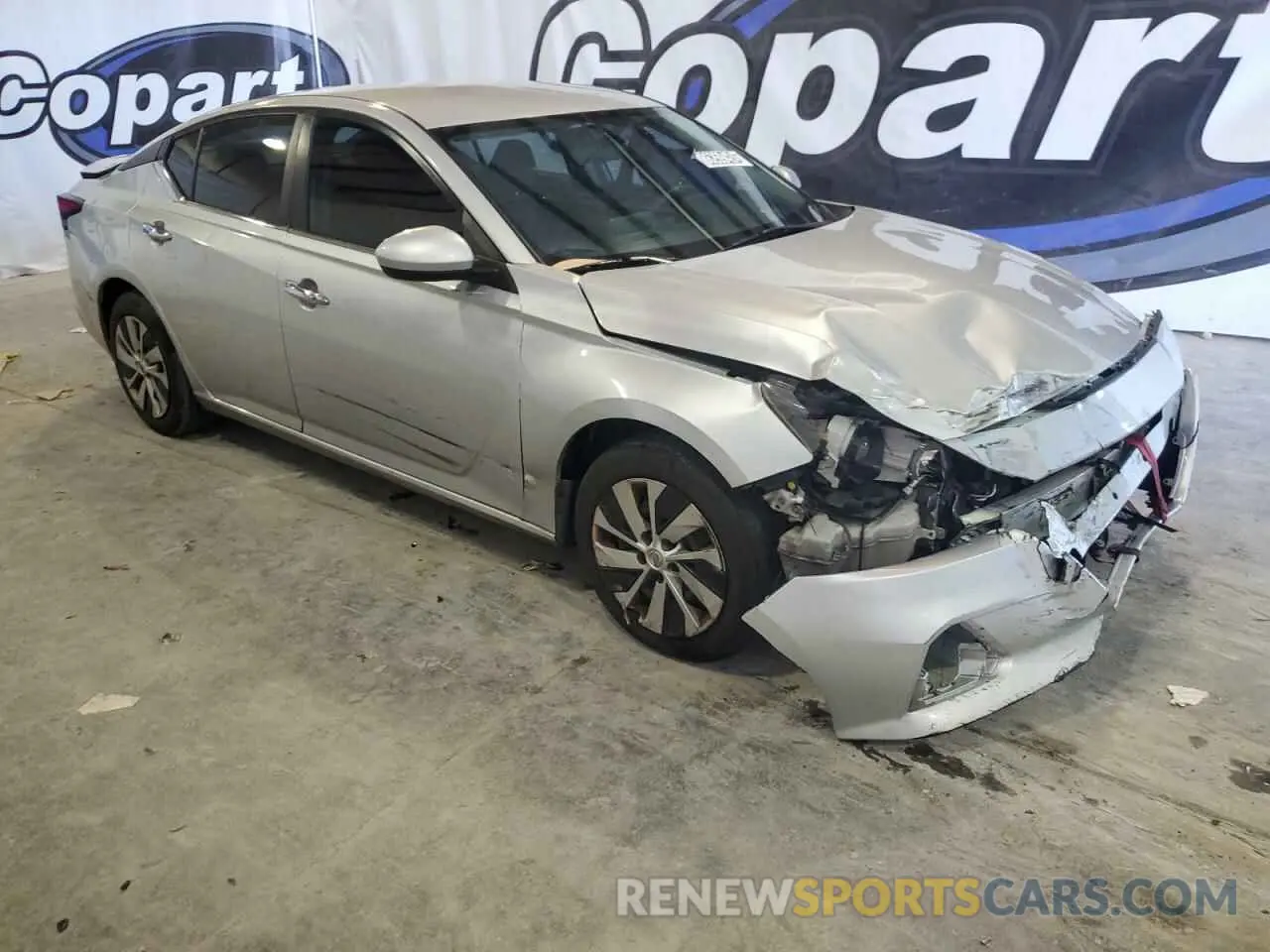 4 Photograph of a damaged car 1N4BL4BV7KC239696 NISSAN ALTIMA 2019