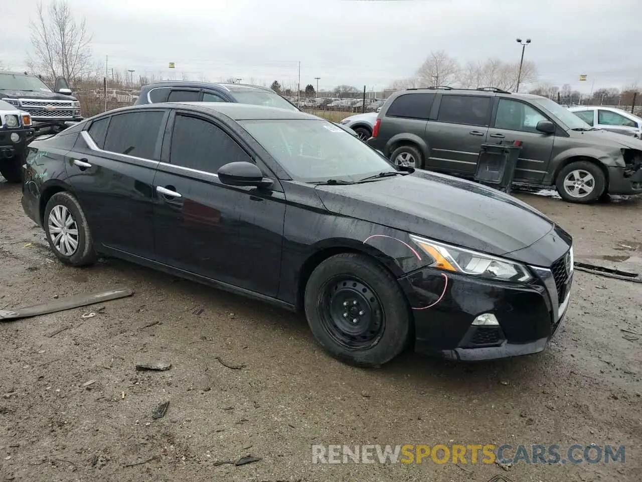 4 Photograph of a damaged car 1N4BL4BV7KC243747 NISSAN ALTIMA 2019