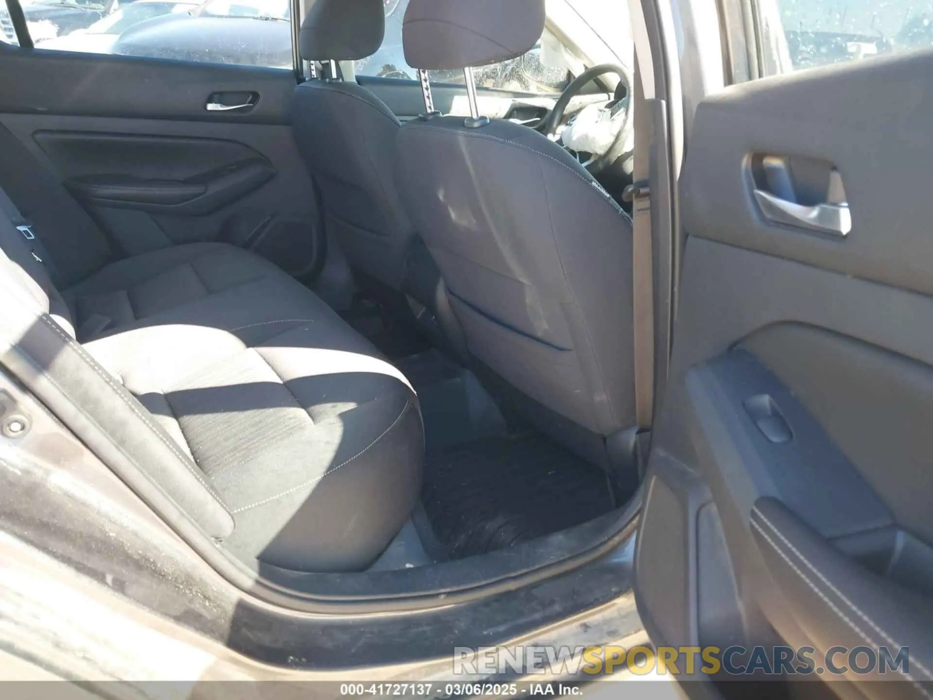 8 Фотография поврежденного автомобиля 1N4BL4BV7KN316295 NISSAN ALTIMA 2019