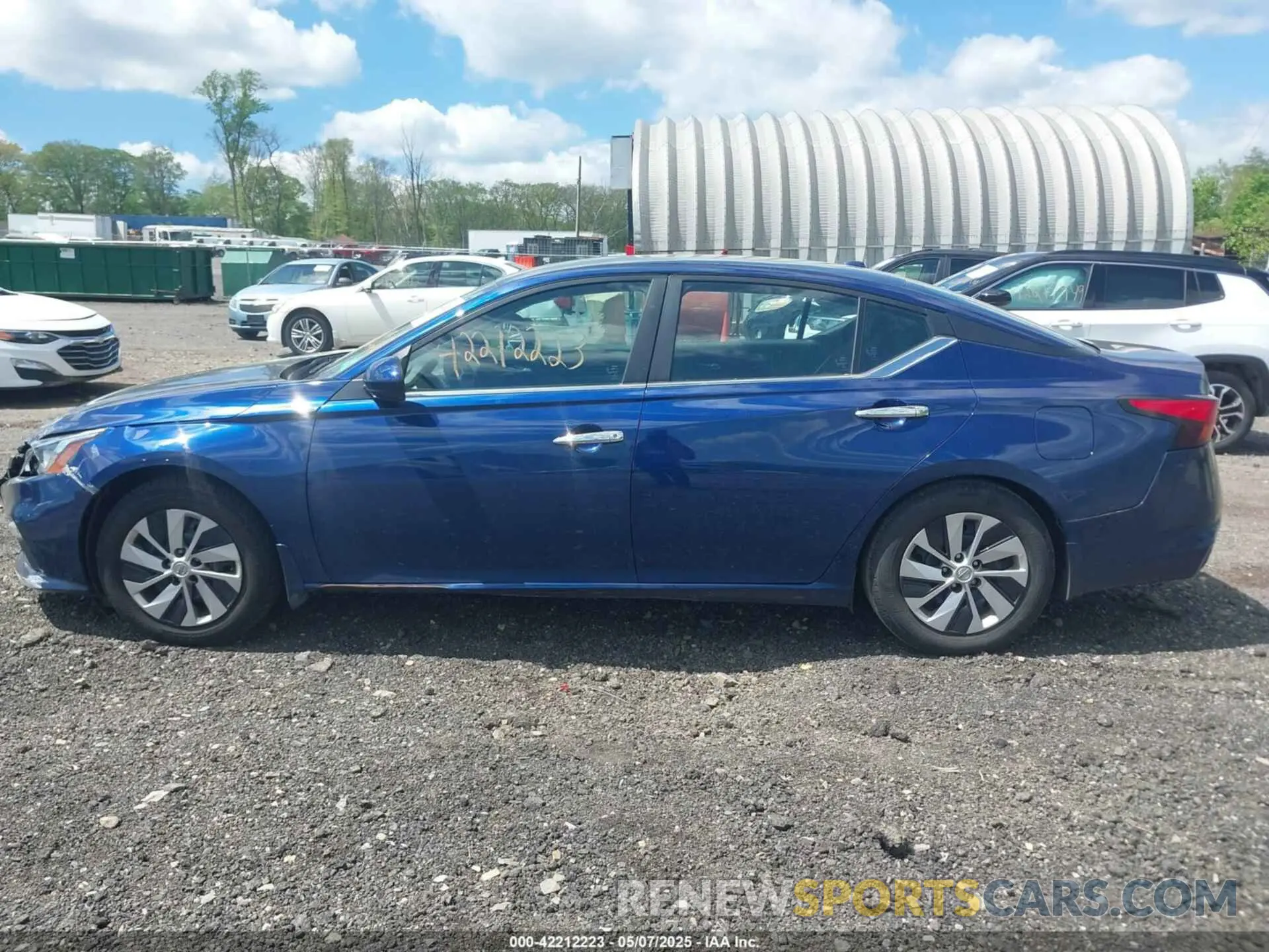 14 Photograph of a damaged car 1N4BL4BV8KC126338 NISSAN ALTIMA 2019