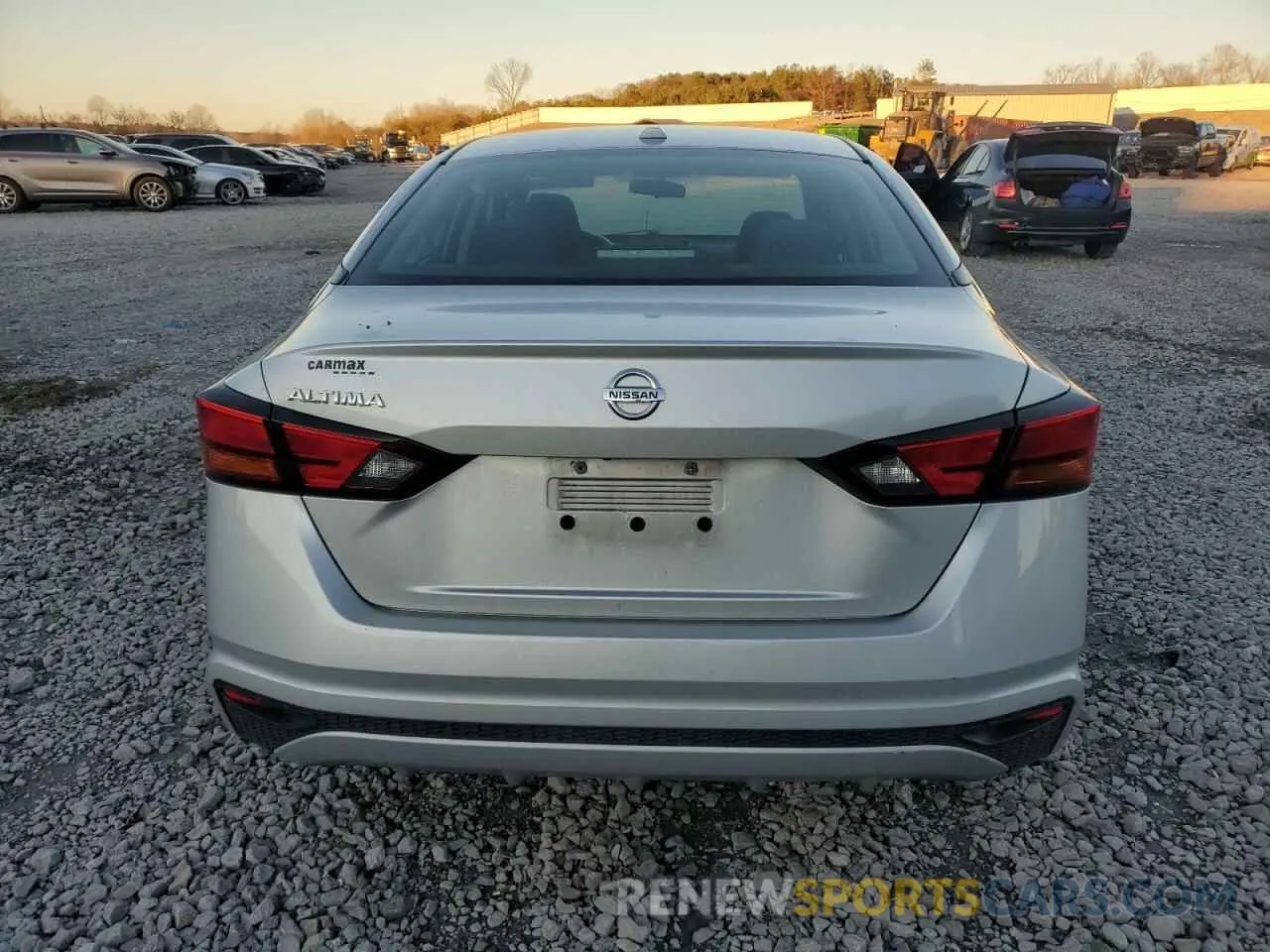 6 Photograph of a damaged car 1N4BL4BV8KC127800 NISSAN ALTIMA 2019