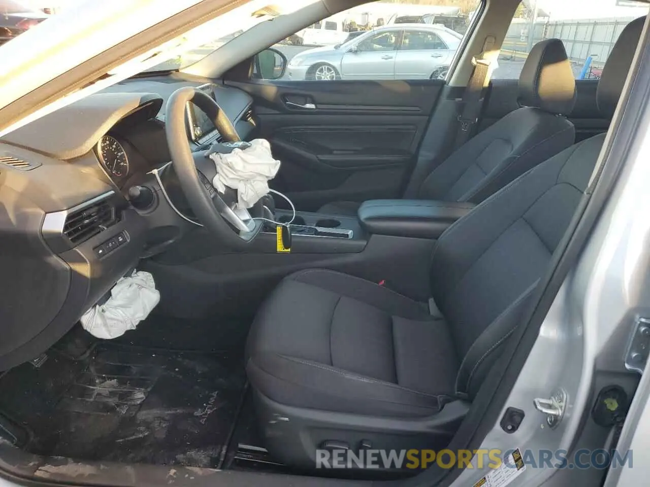 7 Photograph of a damaged car 1N4BL4BV8KC127800 NISSAN ALTIMA 2019