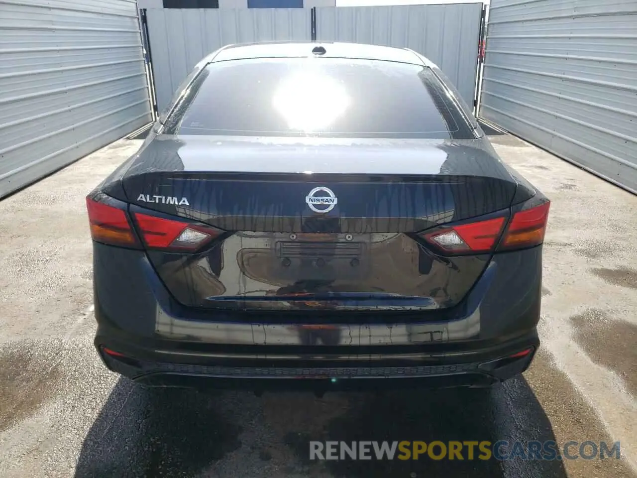 6 Photograph of a damaged car 1N4BL4BV8KC211051 NISSAN ALTIMA 2019