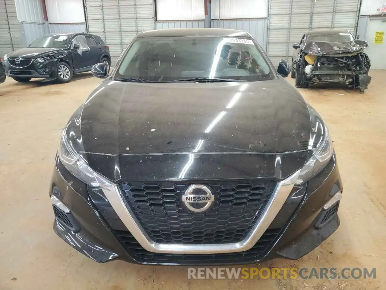5 Photograph of a damaged car 1N4BL4BV8KC216105 NISSAN ALTIMA 2019