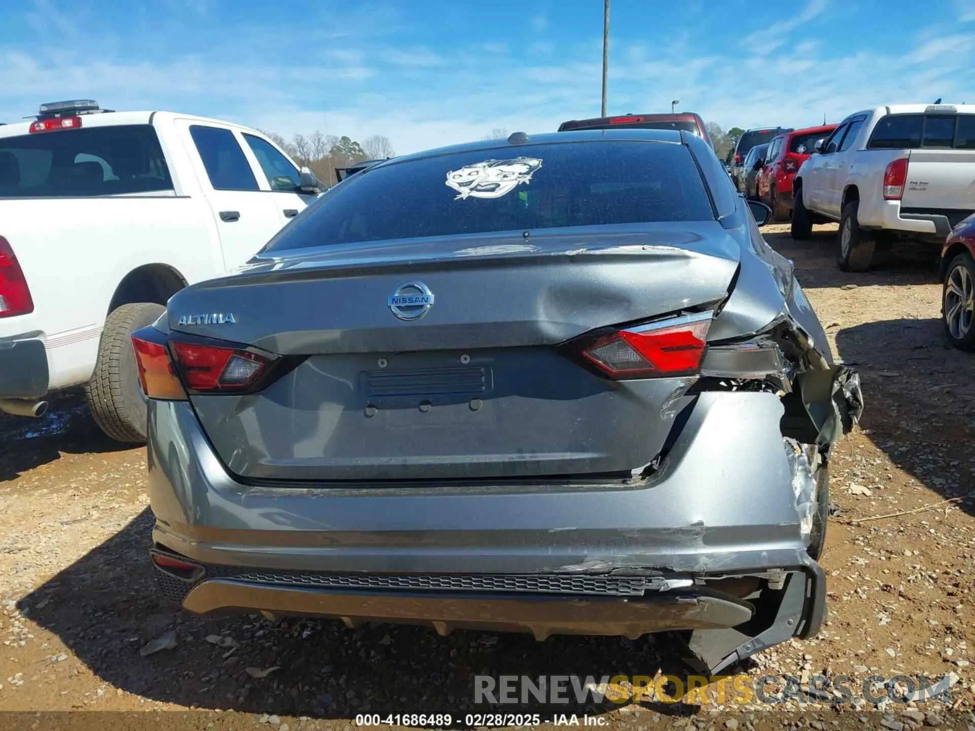 17 Фотография поврежденного автомобиля 1N4BL4BV8KC220798 NISSAN ALTIMA 2019