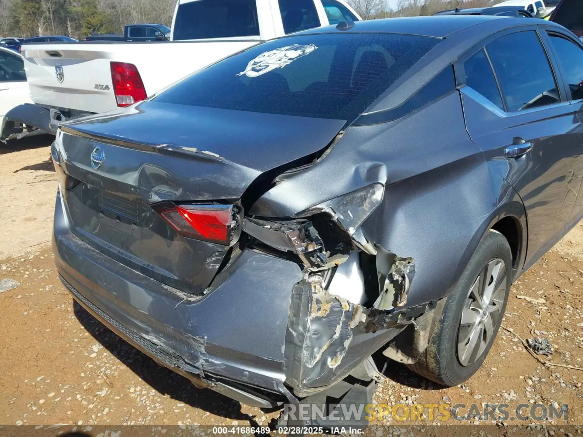 6 Фотография поврежденного автомобиля 1N4BL4BV8KC220798 NISSAN ALTIMA 2019
