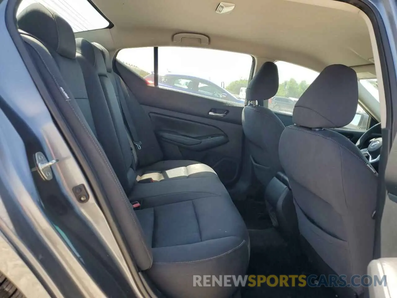 10 Фотография поврежденного автомобиля 1N4BL4BV8KC234572 NISSAN ALTIMA 2019