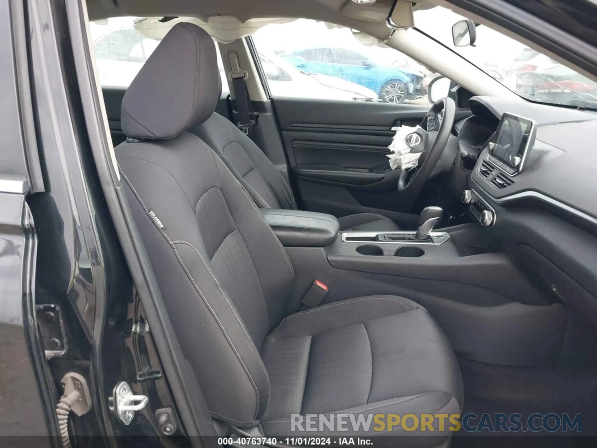 5 Photograph of a damaged car 1N4BL4BV8KN305550 NISSAN ALTIMA 2019
