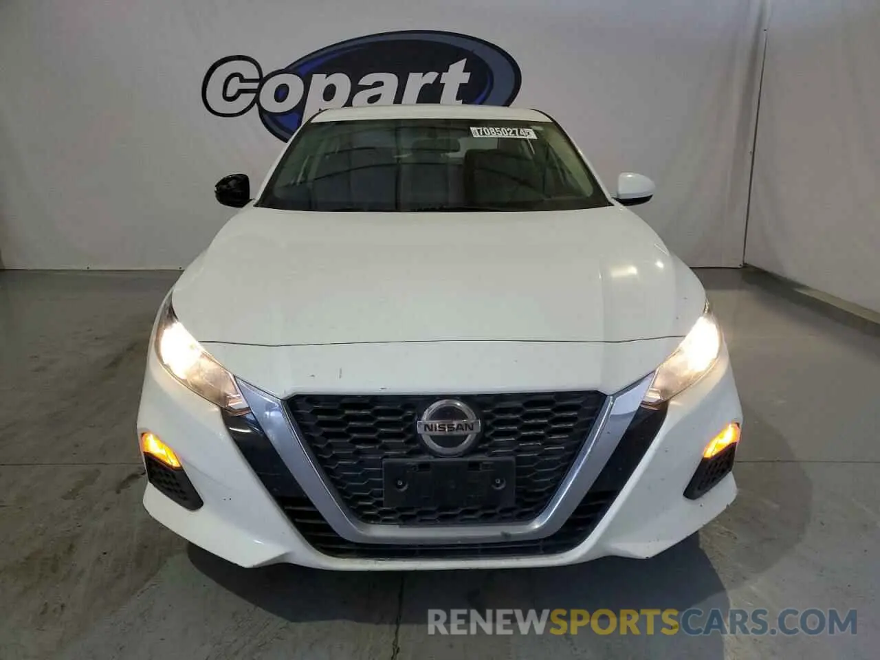 5 Photograph of a damaged car 1N4BL4BV8KN310361 NISSAN ALTIMA 2019