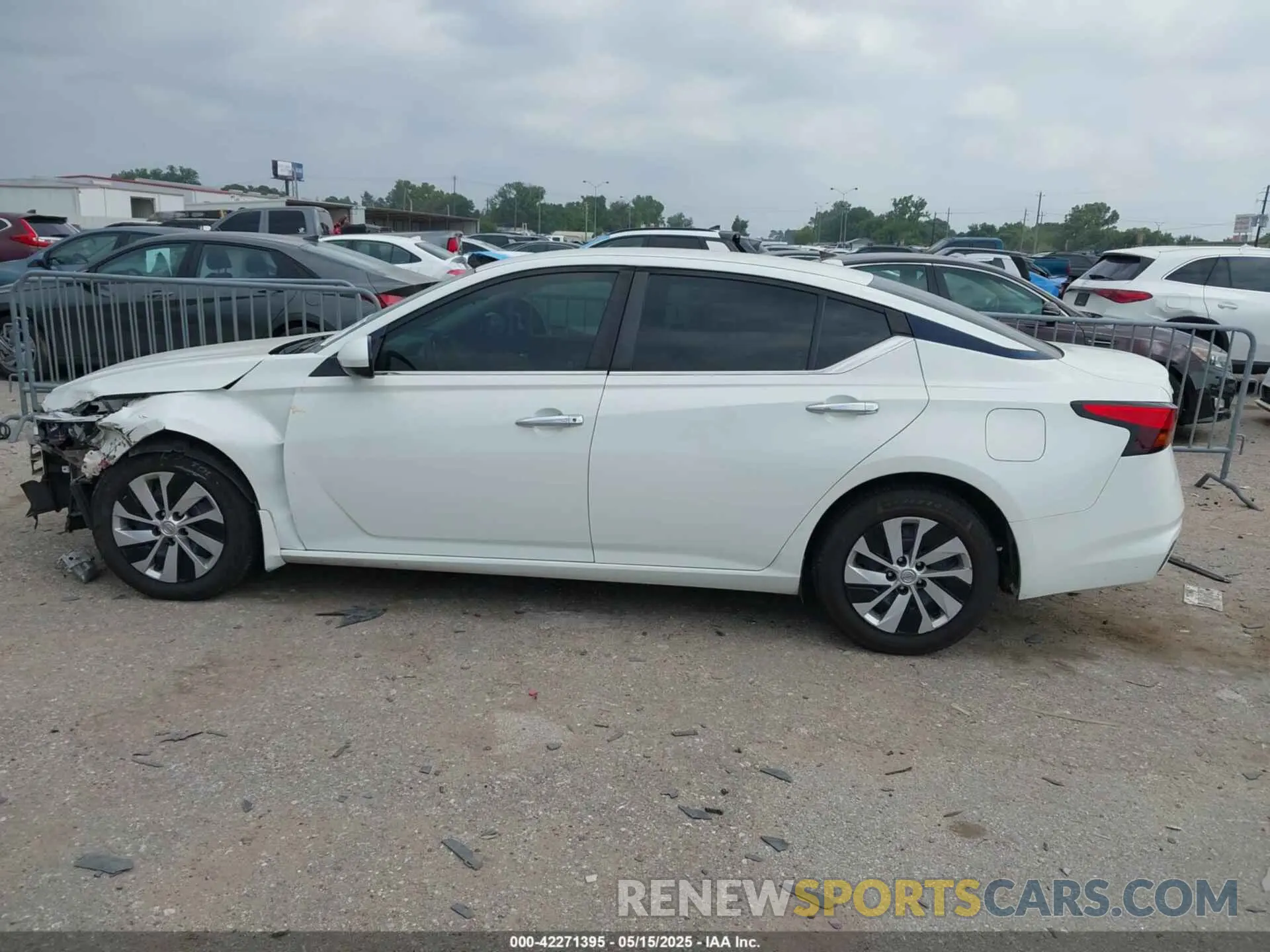 15 Фотография поврежденного автомобиля 1N4BL4BV8KN323398 NISSAN ALTIMA 2019