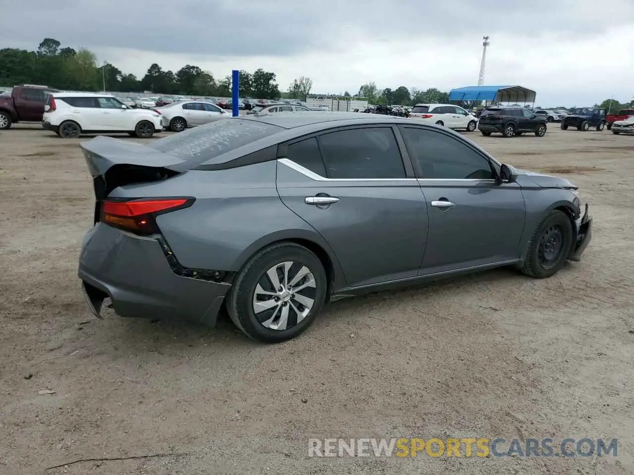 3 Photograph of a damaged car 1N4BL4BV8KN323921 NISSAN ALTIMA 2019