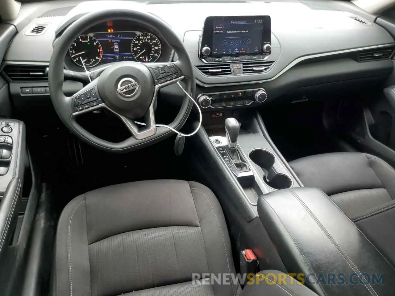 8 Photograph of a damaged car 1N4BL4BV8KN323921 NISSAN ALTIMA 2019