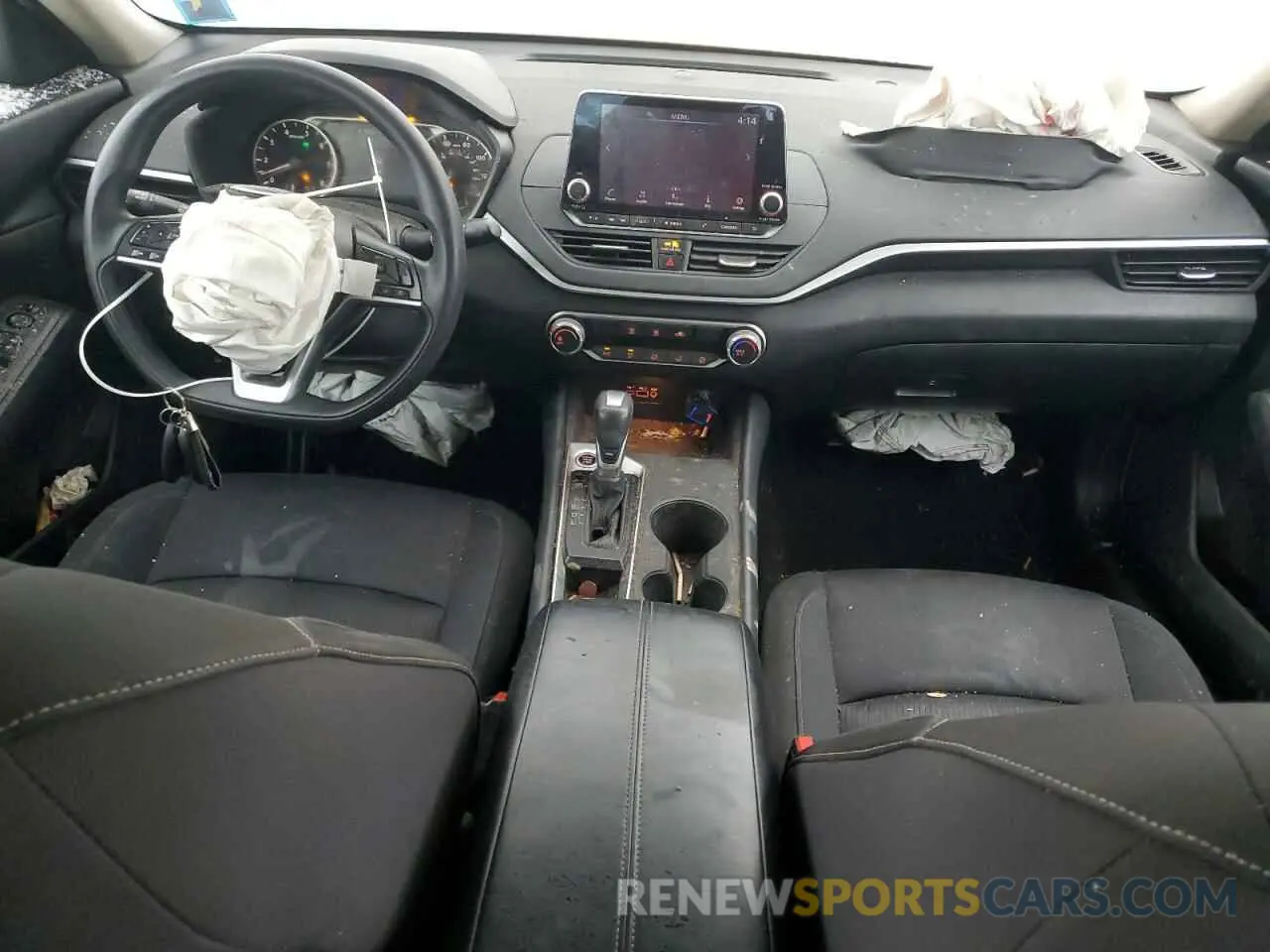 8 Photograph of a damaged car 1N4BL4BV9KC133072 NISSAN ALTIMA 2019