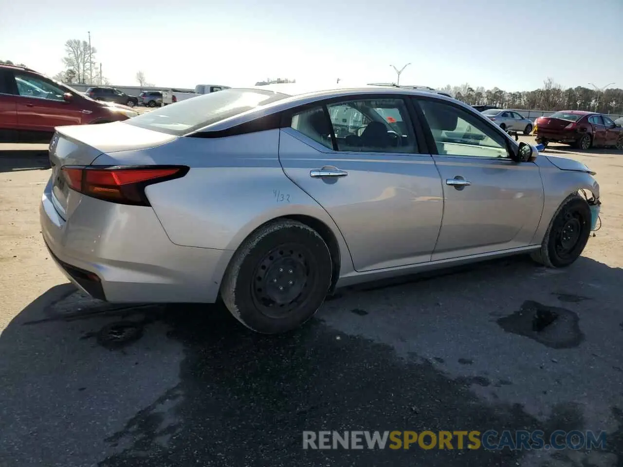 3 Photograph of a damaged car 1N4BL4BV9KC150275 NISSAN ALTIMA 2019