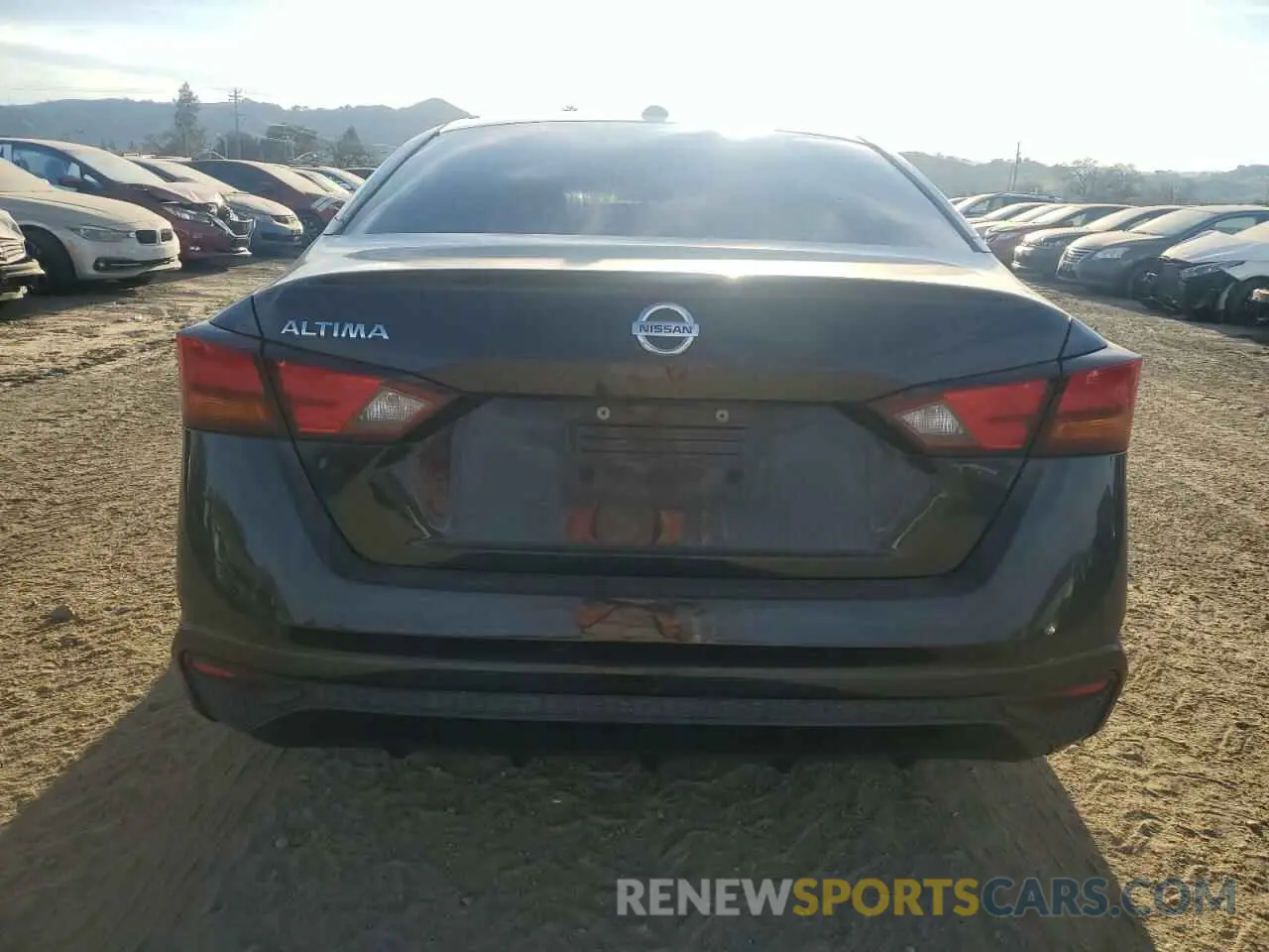 6 Photograph of a damaged car 1N4BL4BV9KC210541 NISSAN ALTIMA 2019