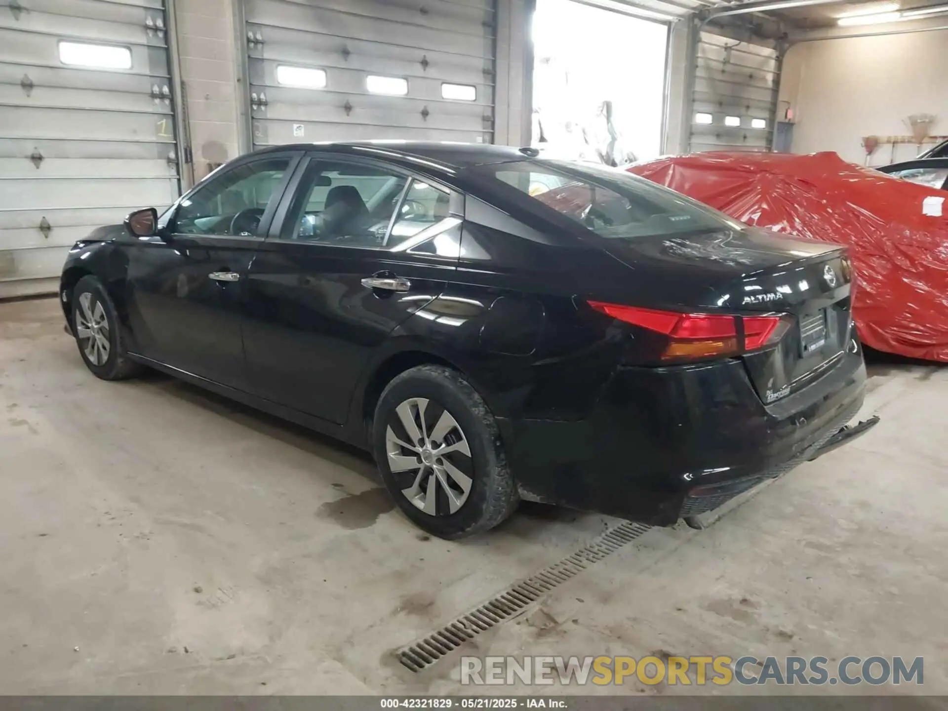 3 Photograph of a damaged car 1N4BL4BV9KC232765 NISSAN ALTIMA 2019