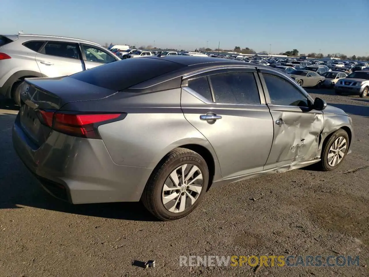 3 Фотография поврежденного автомобиля 1N4BL4BV9KC234581 NISSAN ALTIMA 2019