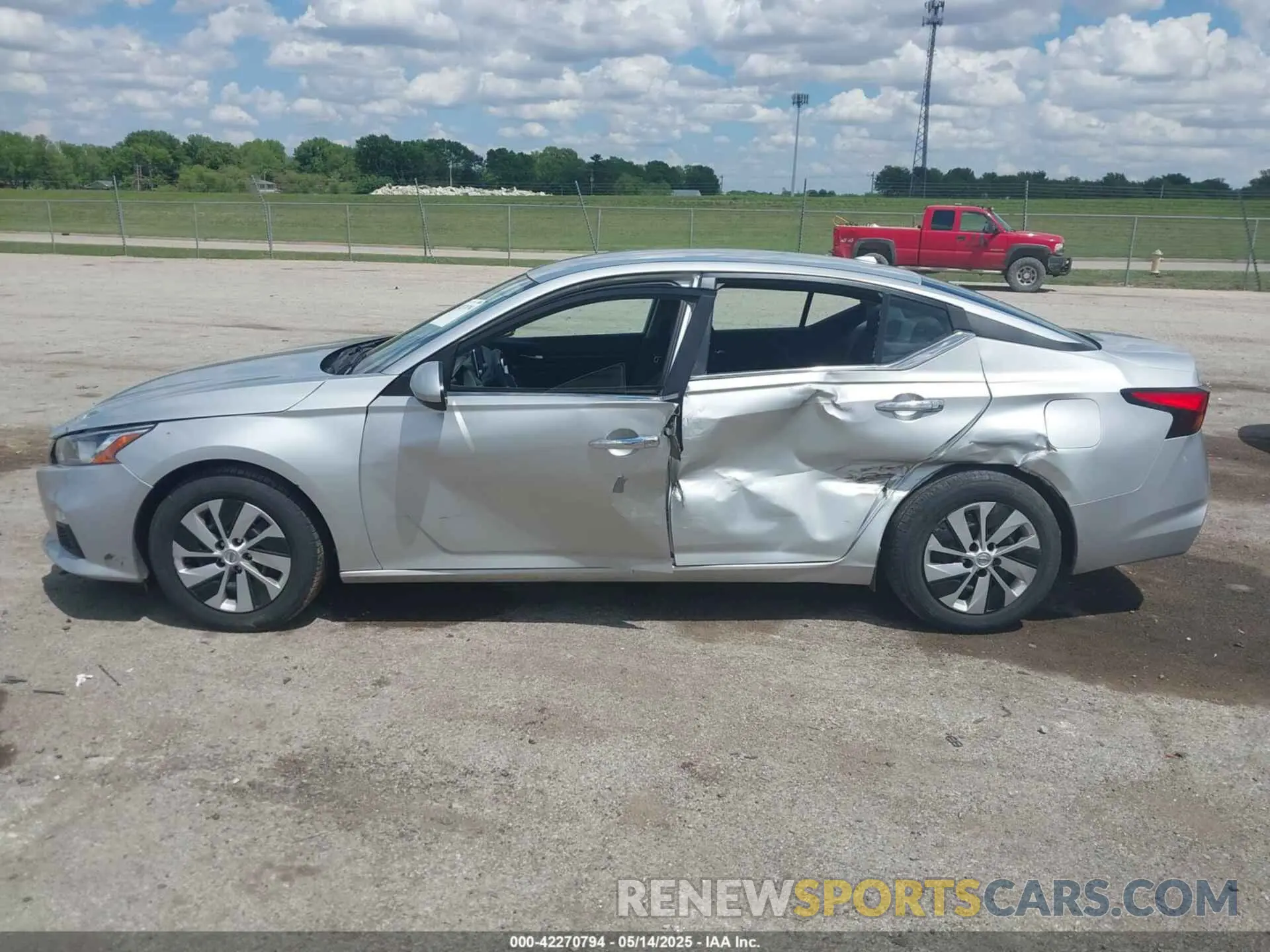 13 Фотография поврежденного автомобиля 1N4BL4BV9KC244995 NISSAN ALTIMA 2019