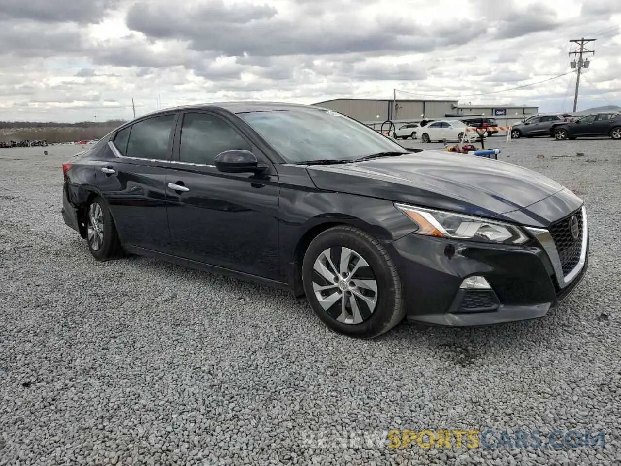 4 Photograph of a damaged car 1N4BL4BV9KC248870 NISSAN ALTIMA 2019