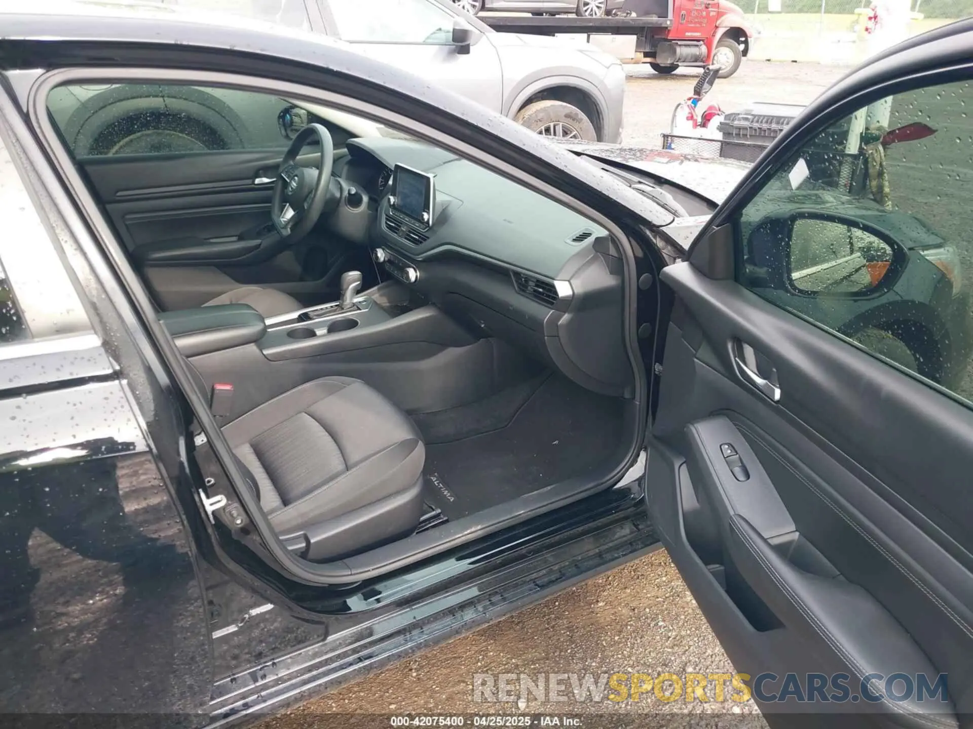 5 Фотография поврежденного автомобиля 1N4BL4BV9KC254569 NISSAN ALTIMA 2019