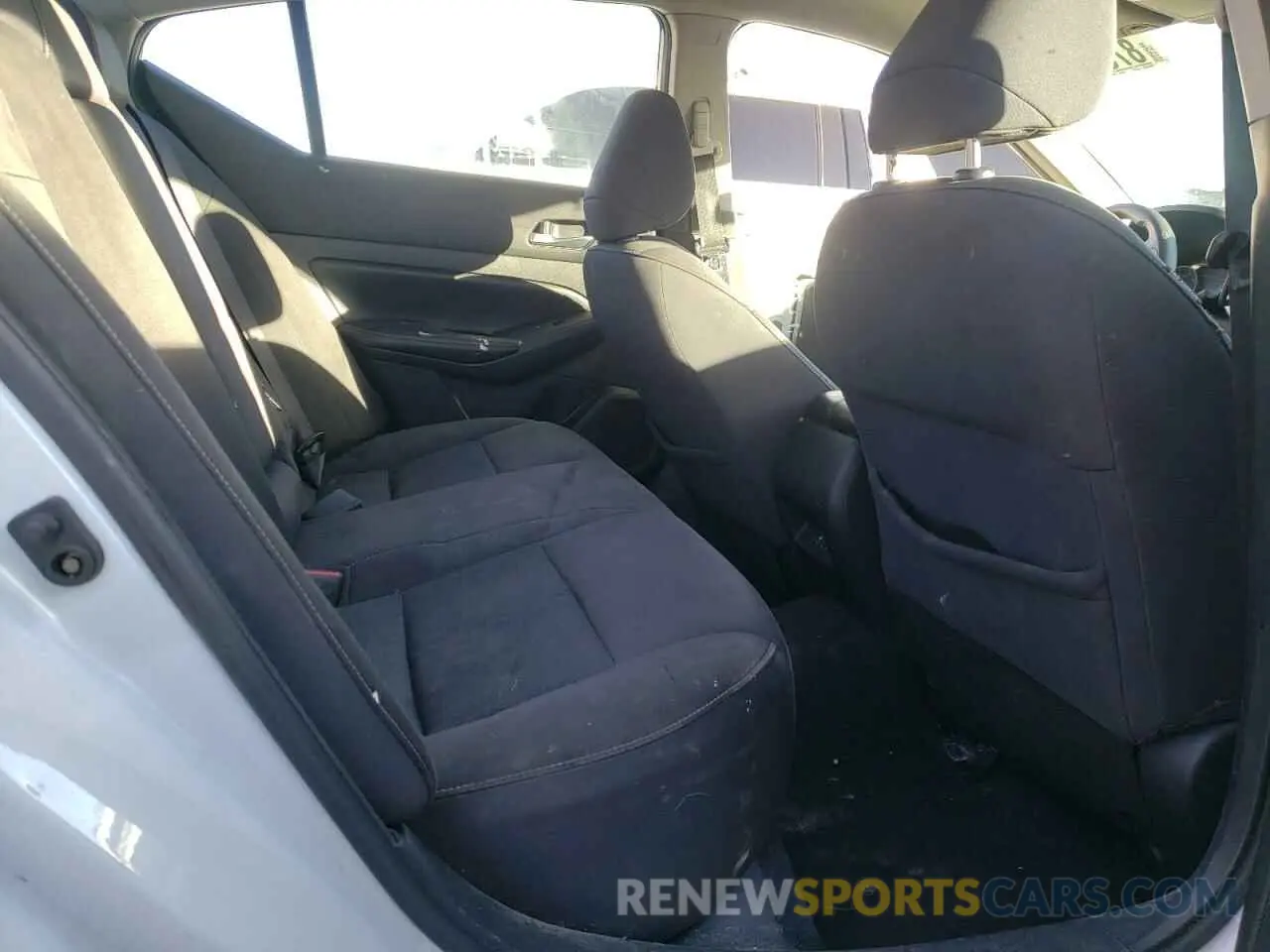 10 Фотография поврежденного автомобиля 1N4BL4BV9KN324513 NISSAN ALTIMA 2019