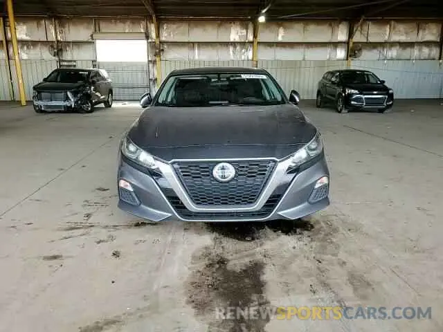 11 Photograph of a damaged car 1N4BL4BV9KN327198 NISSAN ALTIMA 2019