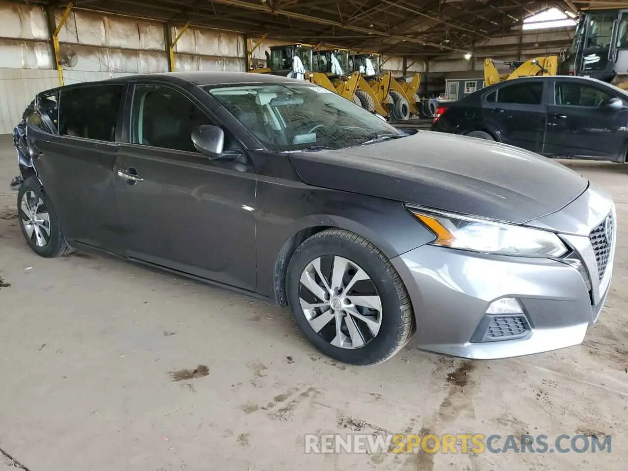 4 Photograph of a damaged car 1N4BL4BV9KN327198 NISSAN ALTIMA 2019