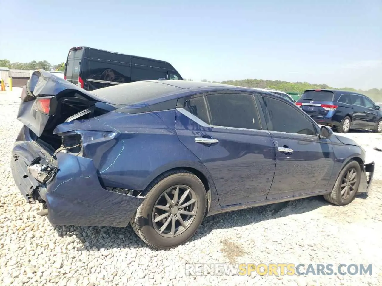 3 Photograph of a damaged car 1N4BL4BVXKC200682 NISSAN ALTIMA 2019
