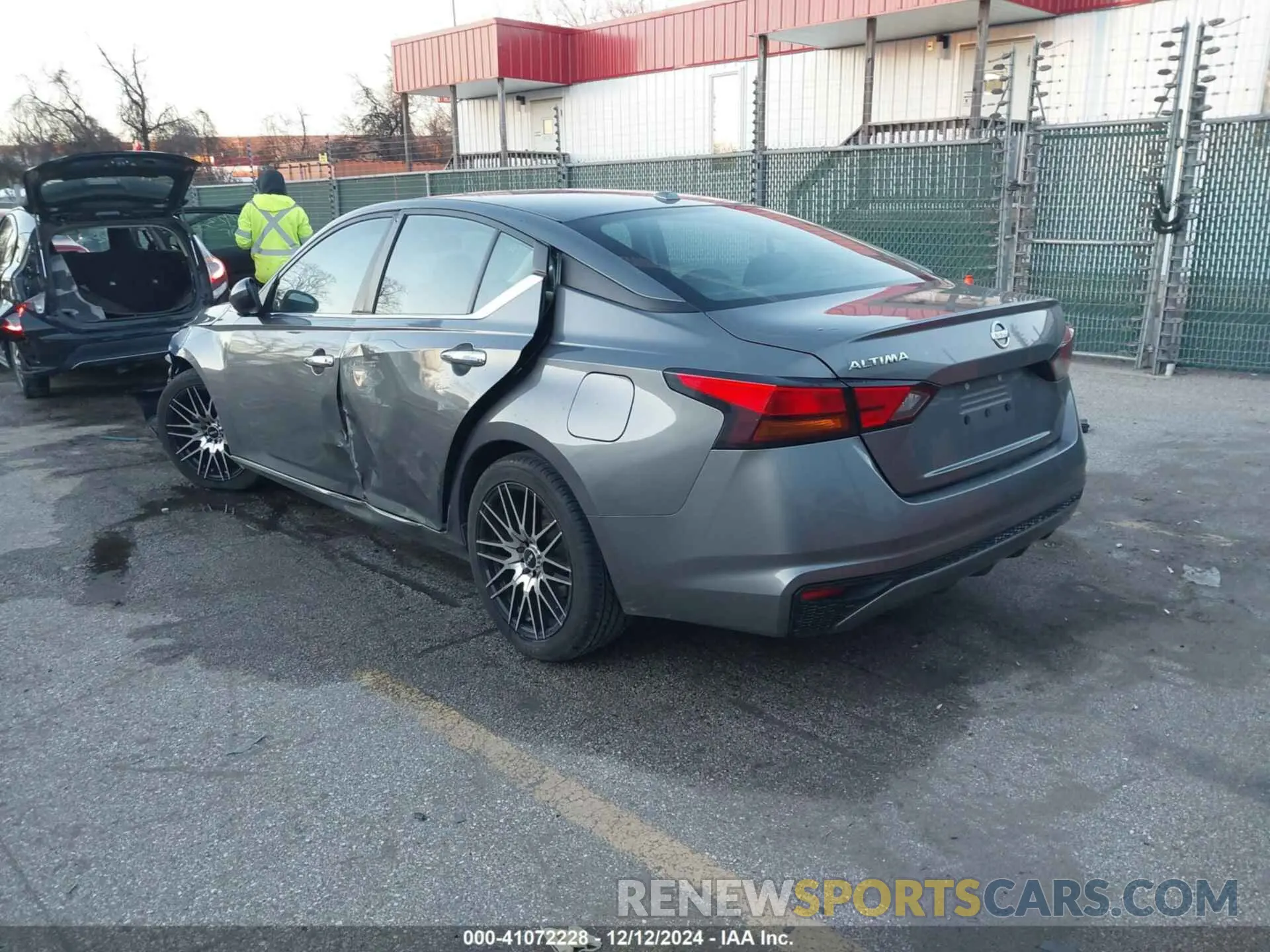 3 Фотография поврежденного автомобиля 1N4BL4BVXKC202478 NISSAN ALTIMA 2019