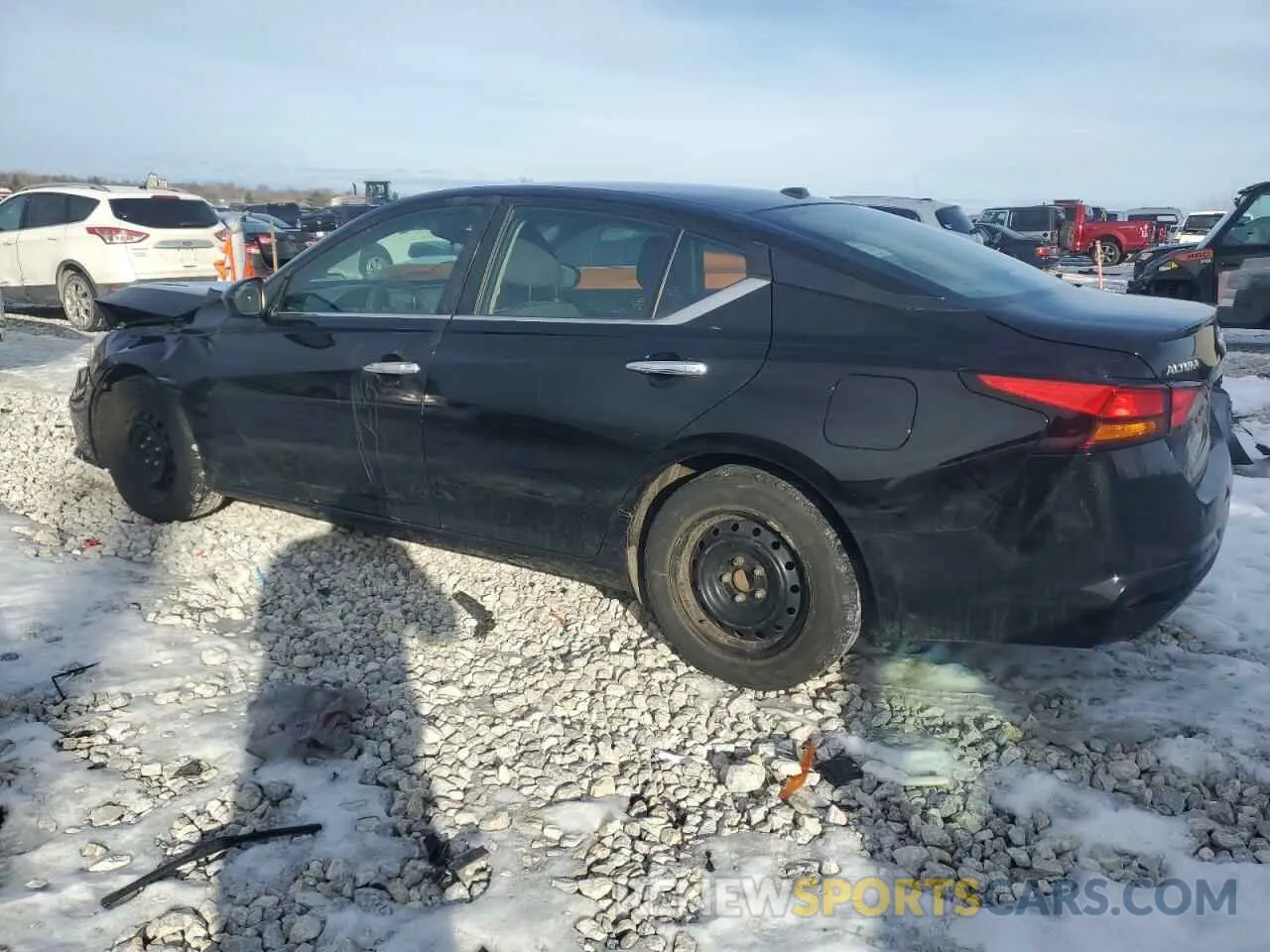 2 Photograph of a damaged car 1N4BL4BVXKC229910 NISSAN ALTIMA 2019