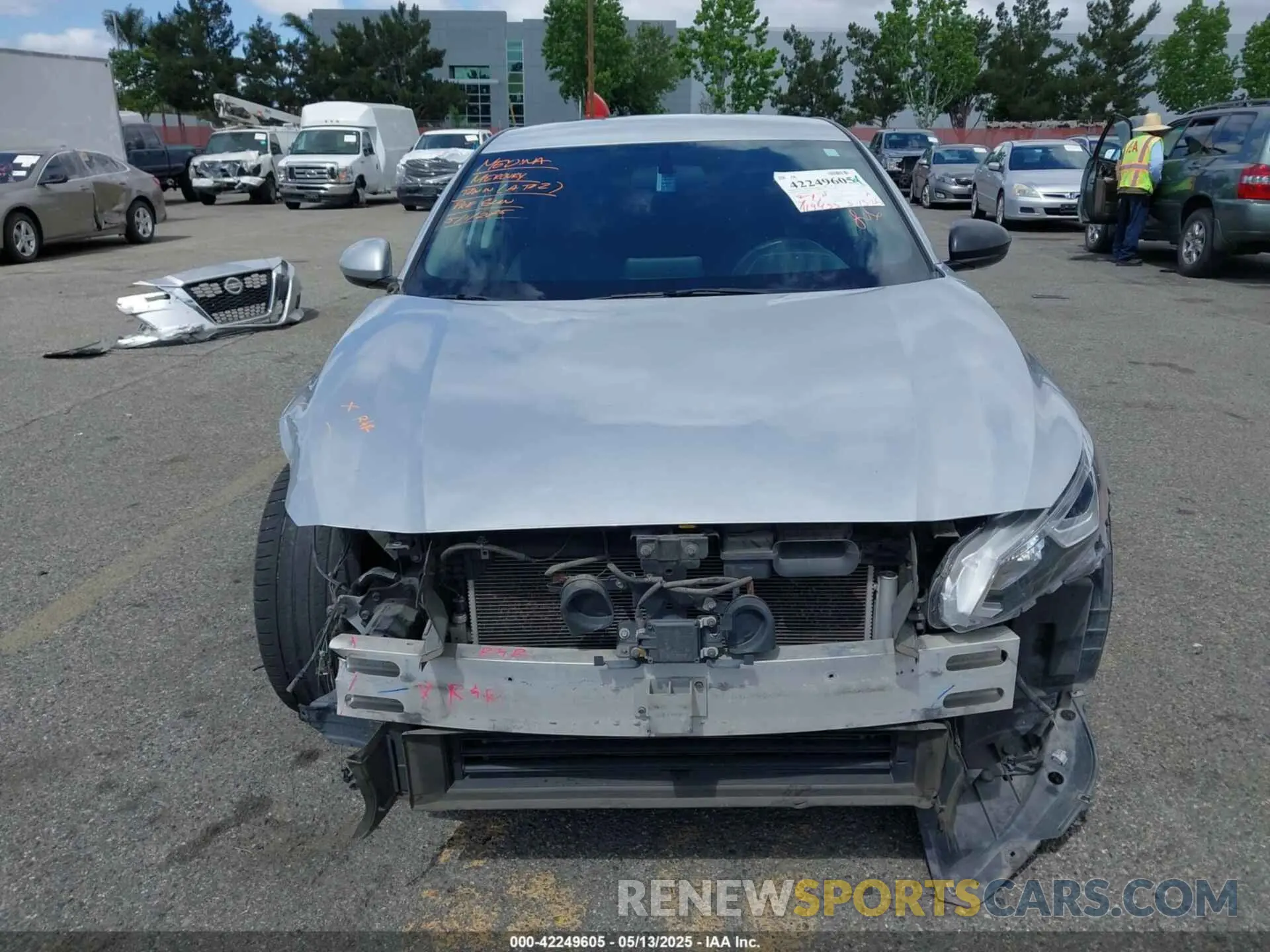 6 Photograph of a damaged car 1N4BL4BVXKN313732 NISSAN ALTIMA 2019
