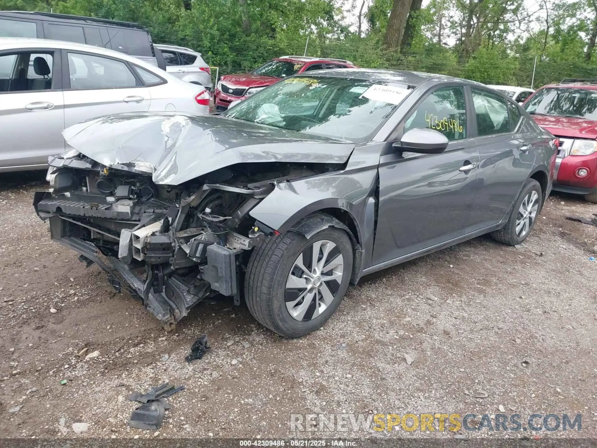 2 Photograph of a damaged car 1N4BL4BW3KC156937 NISSAN ALTIMA 2019