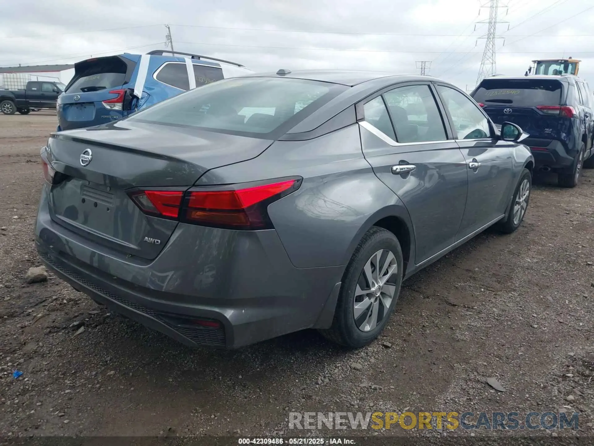4 Photograph of a damaged car 1N4BL4BW3KC156937 NISSAN ALTIMA 2019