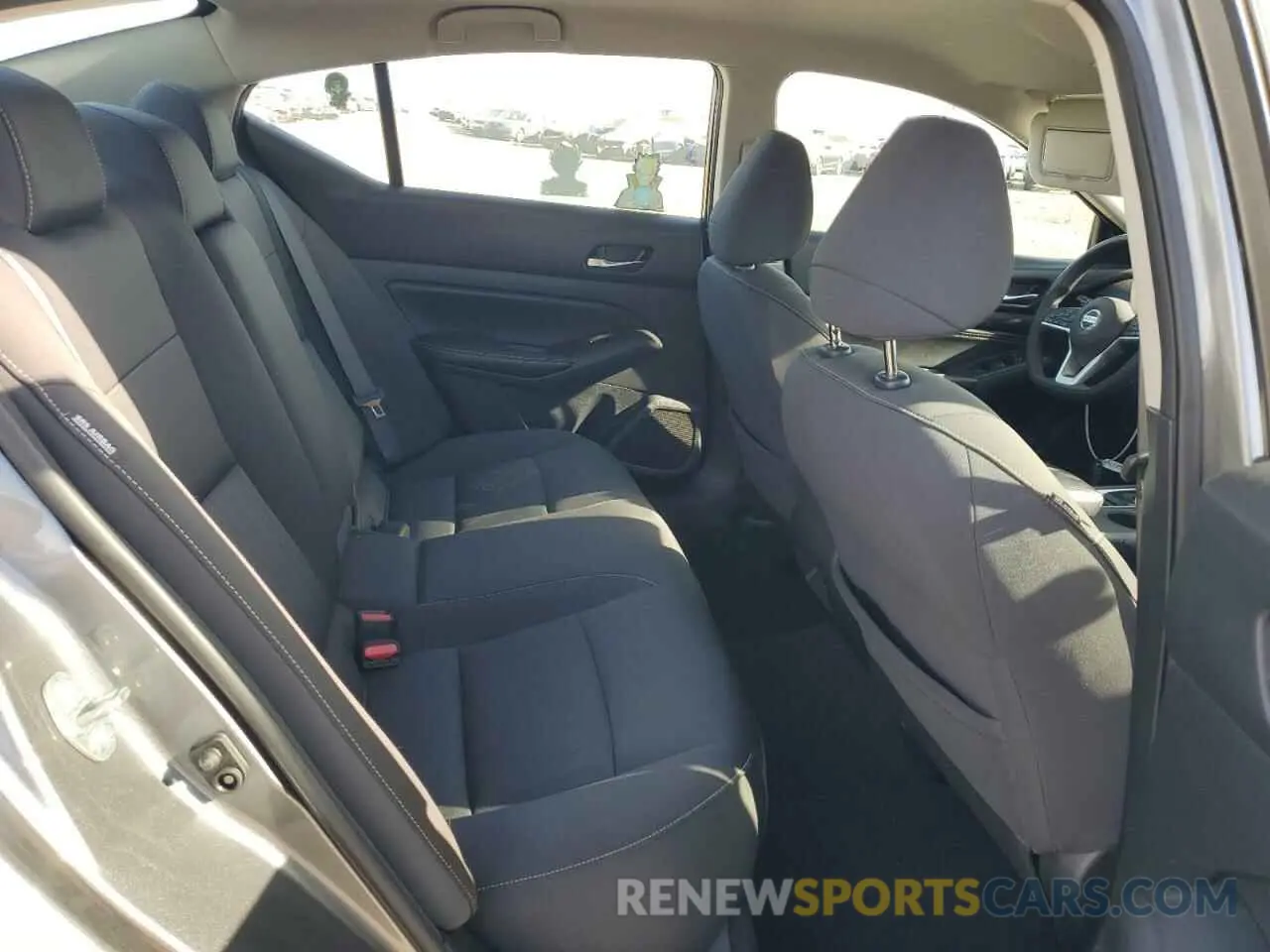 10 Фотография поврежденного автомобиля 1N4BL4BW3KC169722 NISSAN ALTIMA 2019