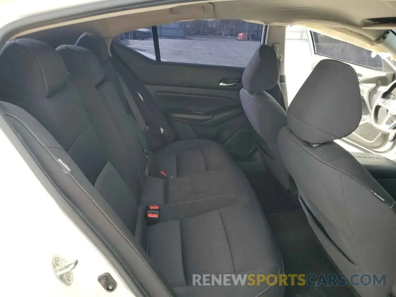 10 Фотография поврежденного автомобиля 1N4BL4BW3KN321373 NISSAN ALTIMA 2019