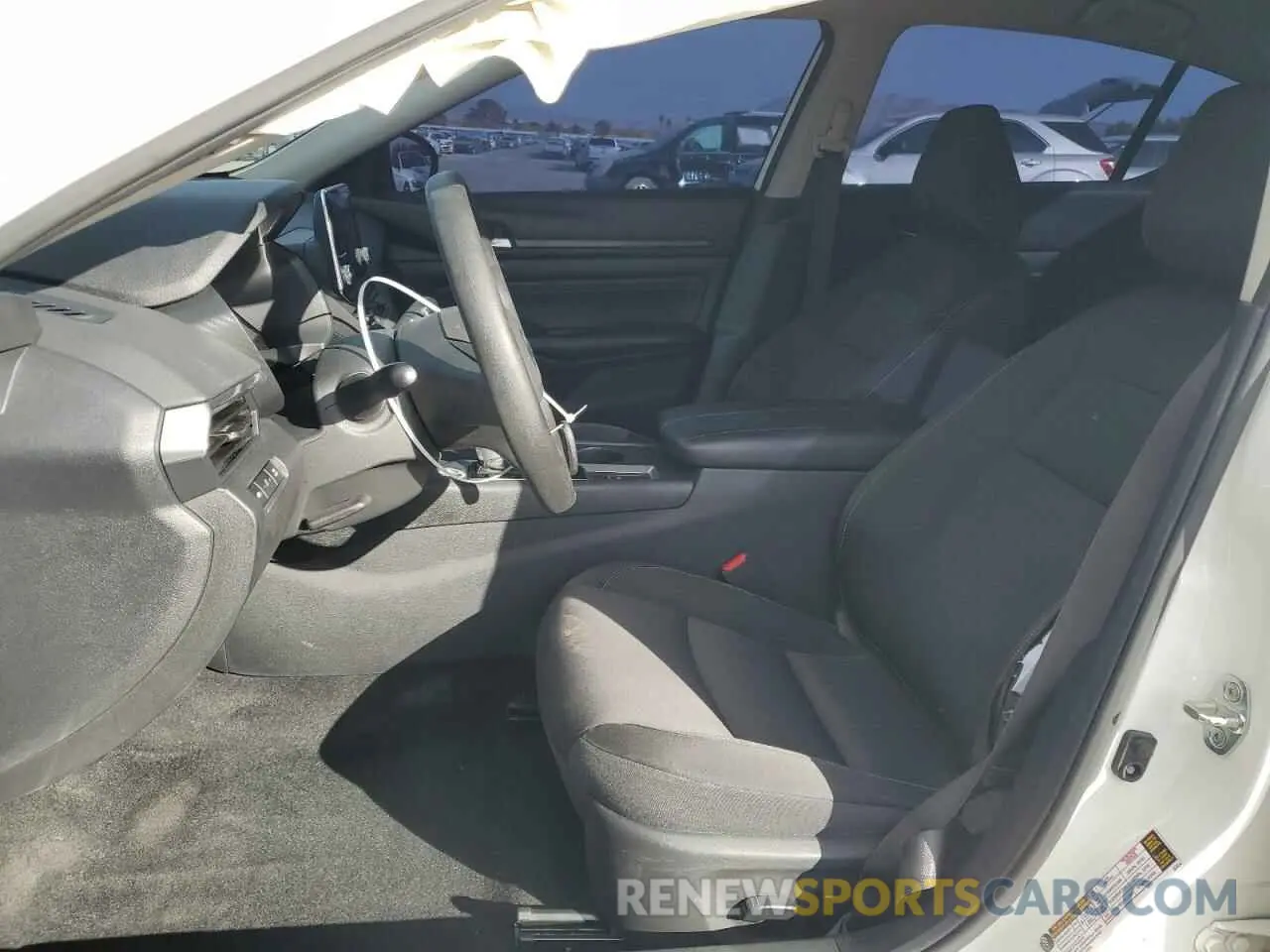 7 Фотография поврежденного автомобиля 1N4BL4BW3KN321373 NISSAN ALTIMA 2019