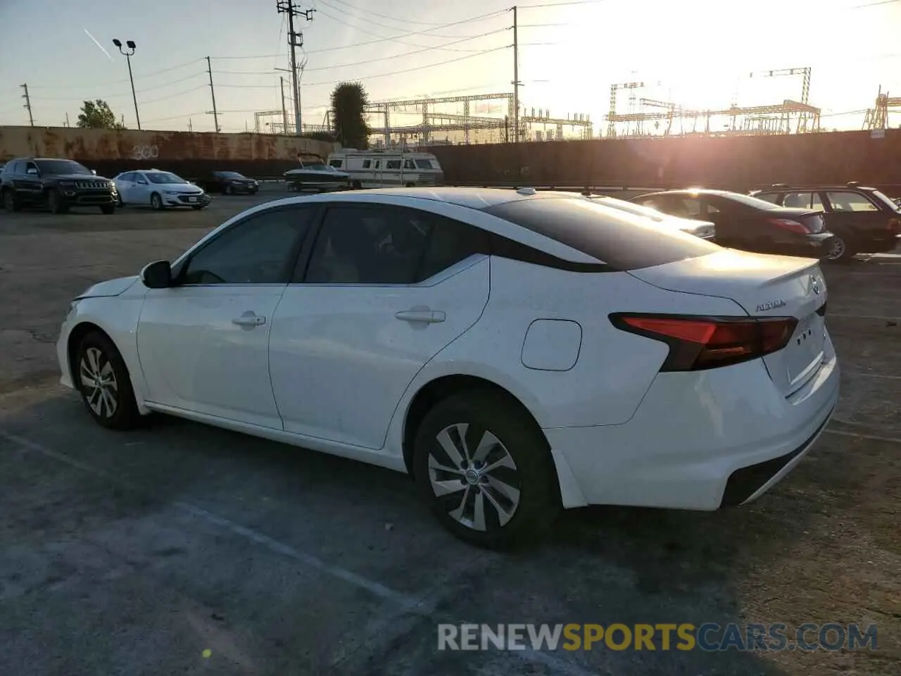 2 Photograph of a damaged car 1N4BL4BW4KN320653 NISSAN ALTIMA 2019