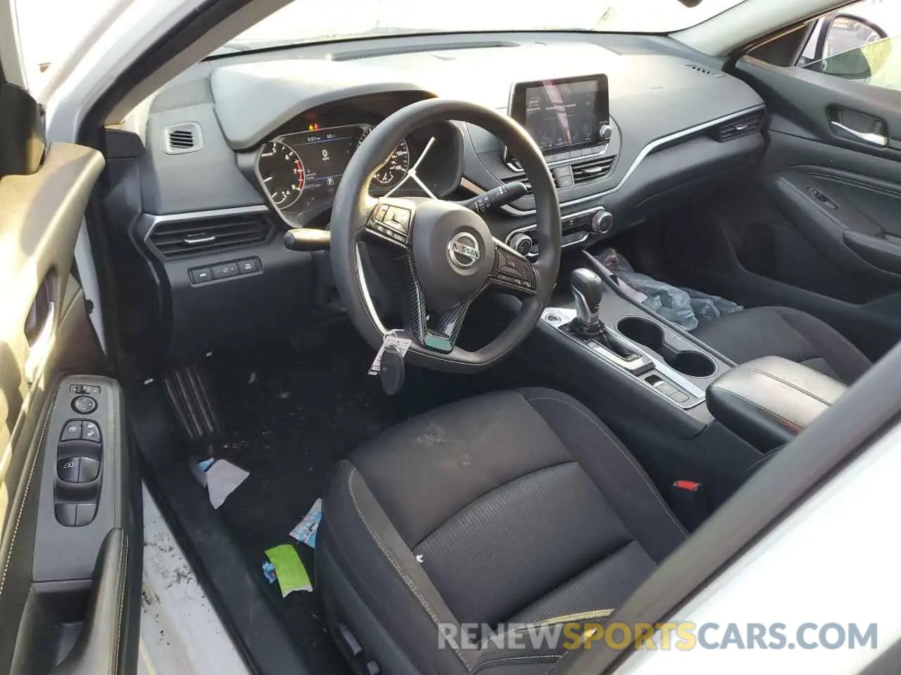 8 Photograph of a damaged car 1N4BL4BW4KN320653 NISSAN ALTIMA 2019