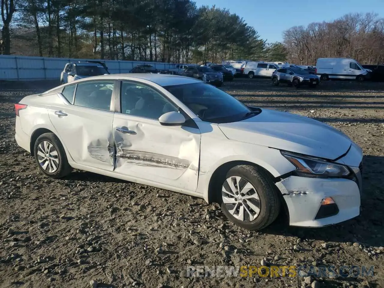 4 Фотография поврежденного автомобиля 1N4BL4BW7KC204813 NISSAN ALTIMA 2019