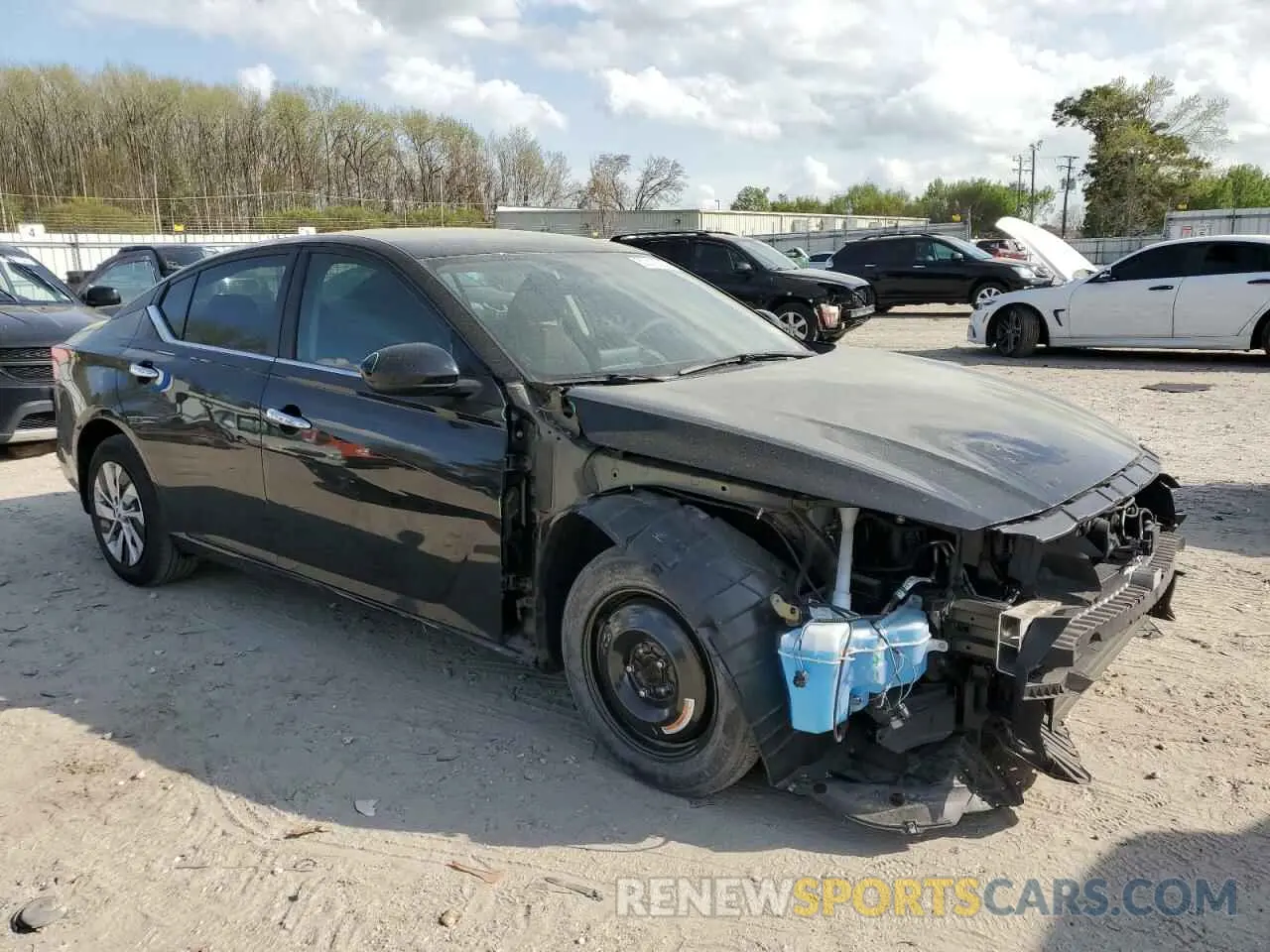 4 Photograph of a damaged car 1N4BL4BW9KC257822 NISSAN ALTIMA 2019