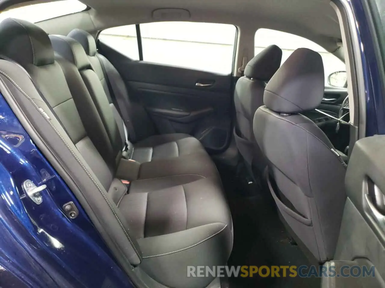 10 Фотография поврежденного автомобиля 1N4BL4BW9KN303069 NISSAN ALTIMA 2019