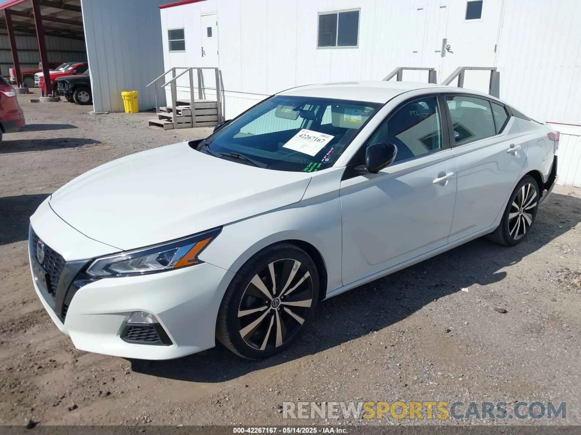 2 Photograph of a damaged car 1N4BL4CV0KC173345 NISSAN ALTIMA 2019