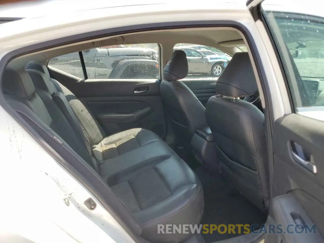 10 Фотография поврежденного автомобиля 1N4BL4CV0KC251834 NISSAN ALTIMA 2019