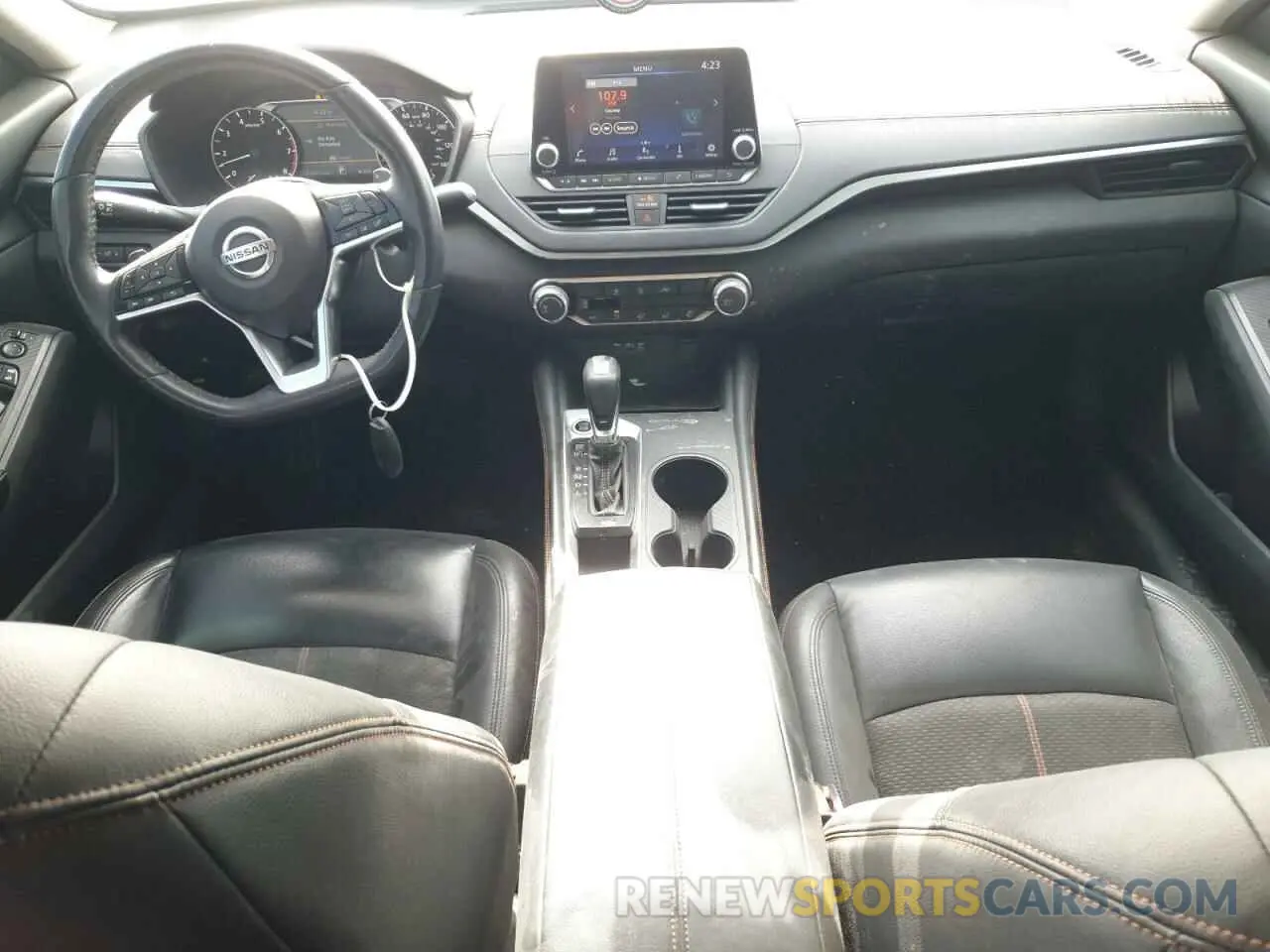 8 Photograph of a damaged car 1N4BL4CV0KN307033 NISSAN ALTIMA 2019