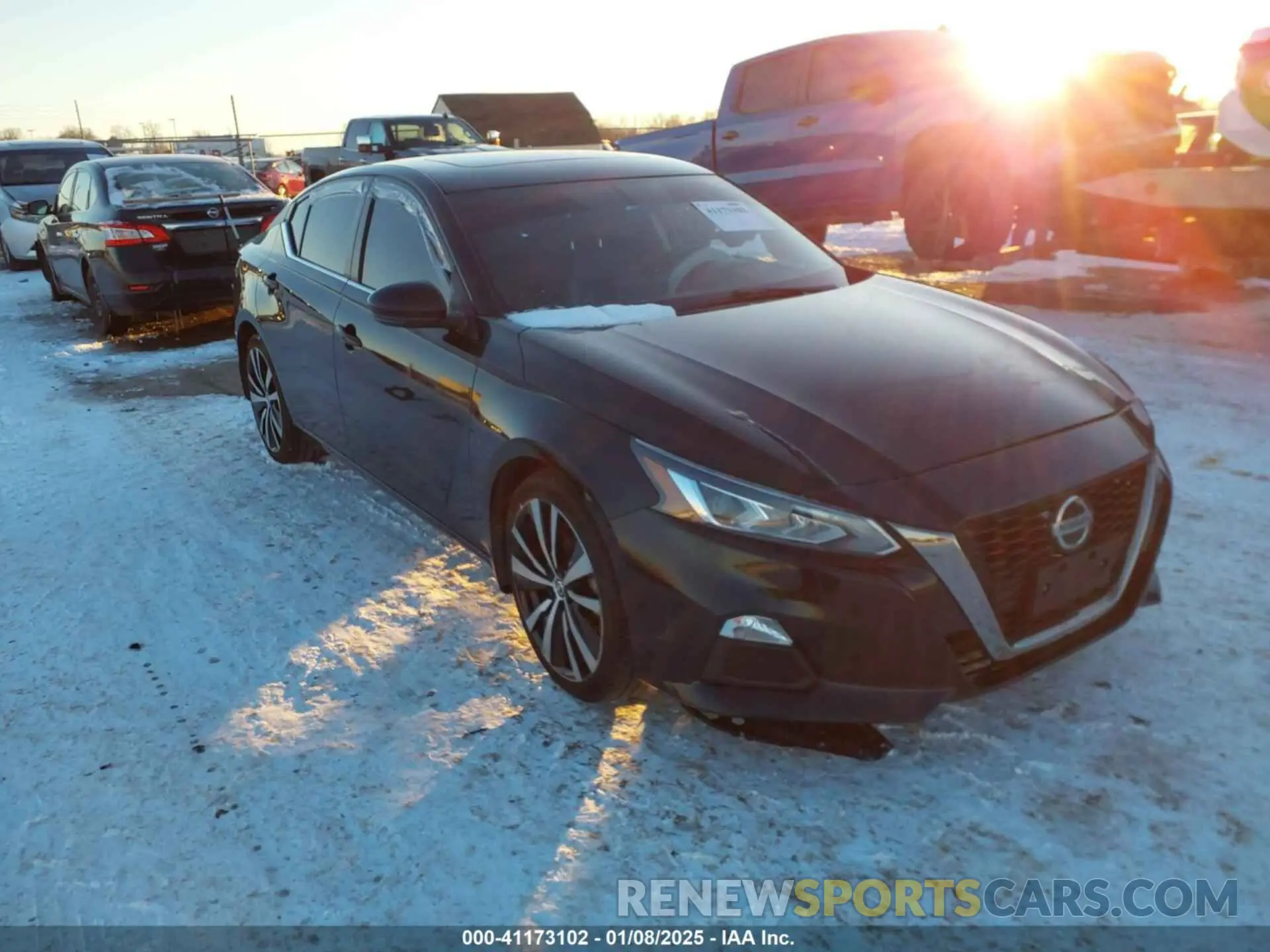 1 Фотография поврежденного автомобиля 1N4BL4CV0KN320400 NISSAN ALTIMA 2019