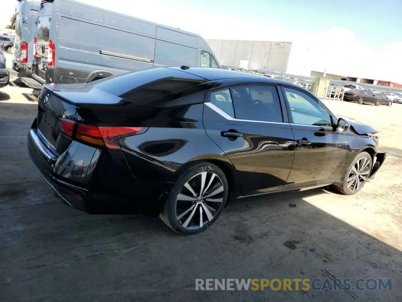 3 Photograph of a damaged car 1N4BL4CV0KN321577 NISSAN ALTIMA 2019