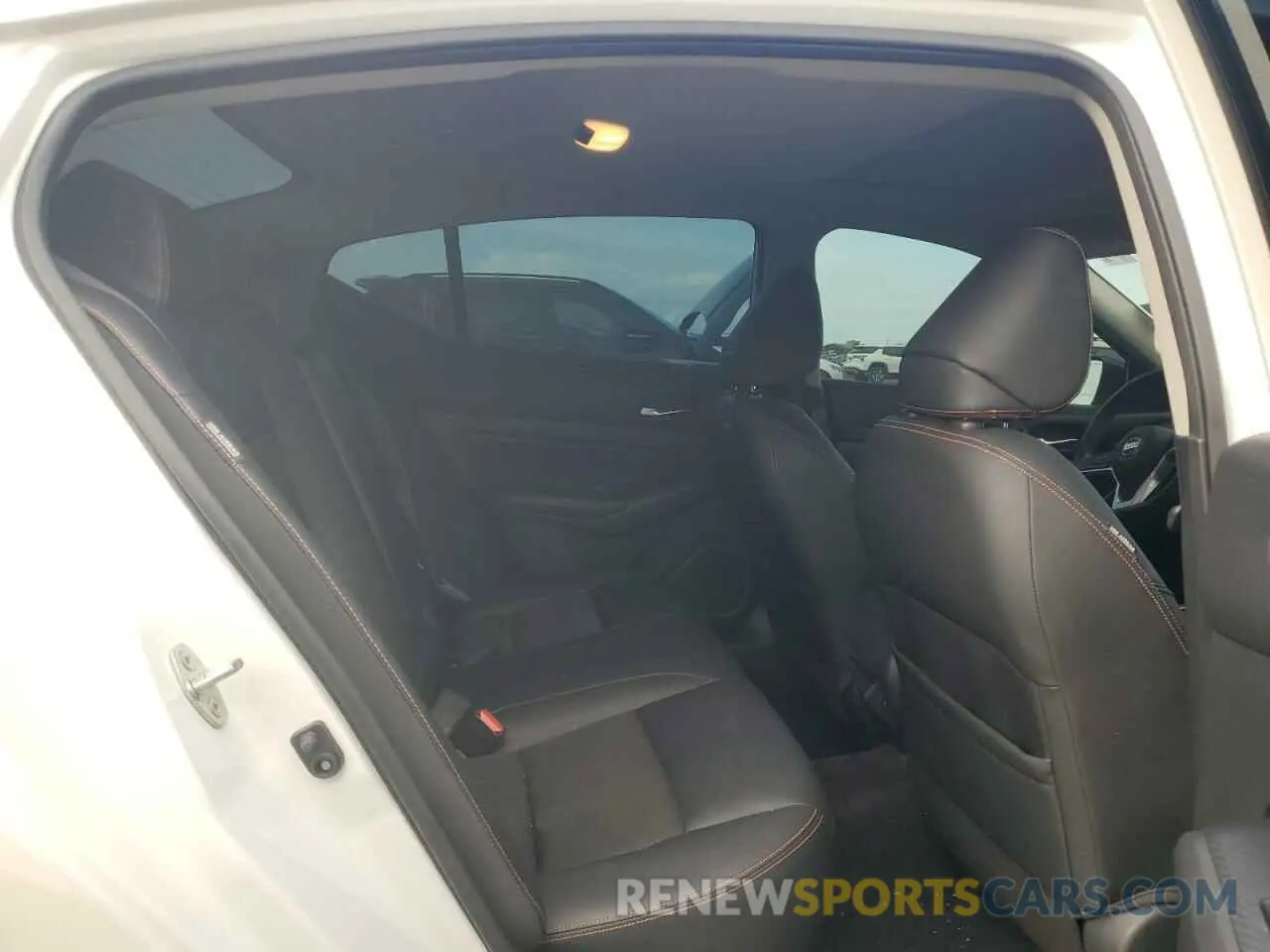 10 Фотография поврежденного автомобиля 1N4BL4CV1KC170826 NISSAN ALTIMA 2019
