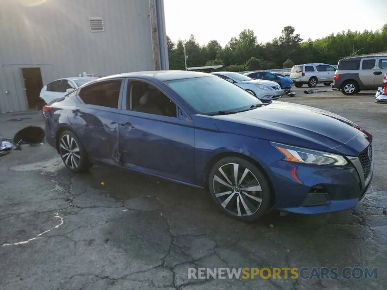4 Фотография поврежденного автомобиля 1N4BL4CV1KC182152 NISSAN ALTIMA 2019